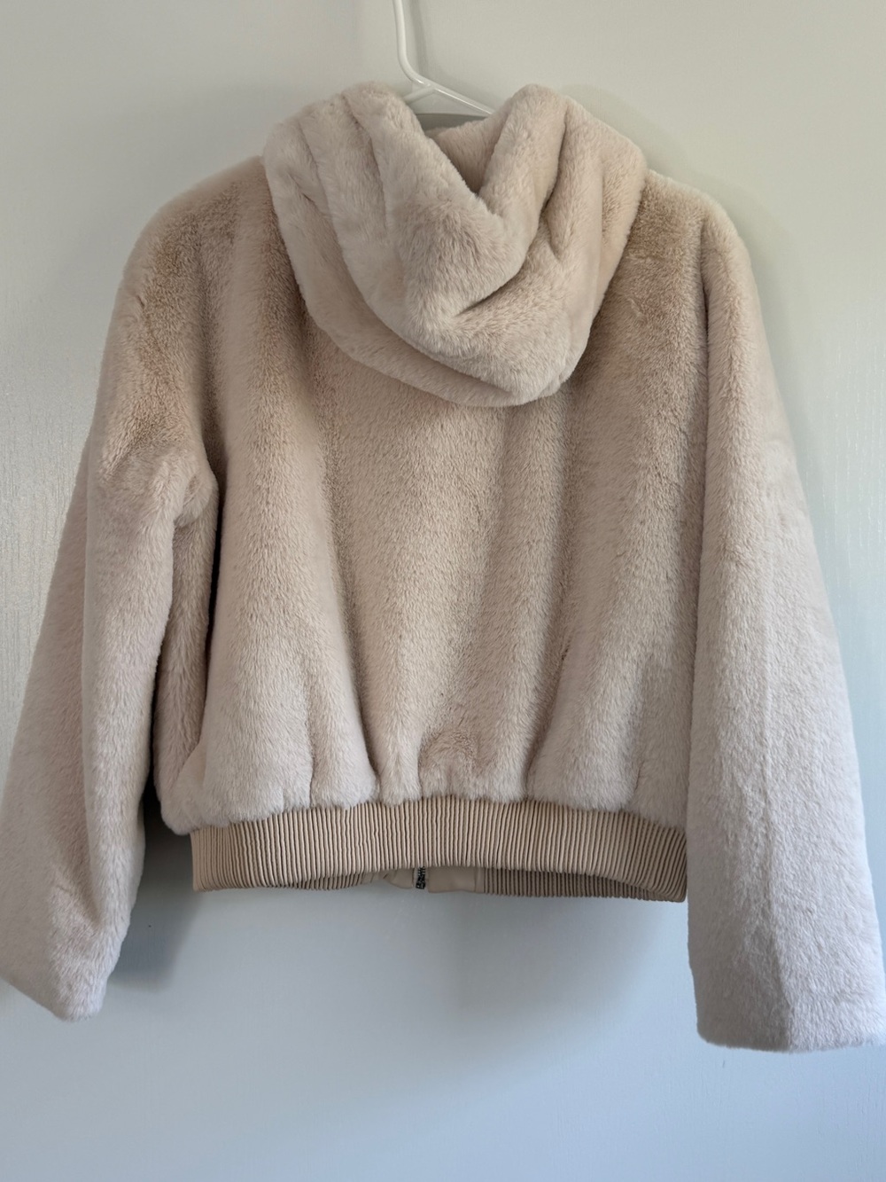 Zara Plush Bomber Jacket - Pale Ivory Cream Faux Fur XS Hooded - Picture 2 of 5